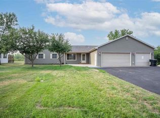 304 13th St N, Virginia, MN 55792