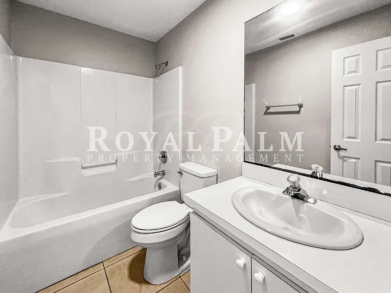 1321 SE 8th Ave #4 — Photo 14