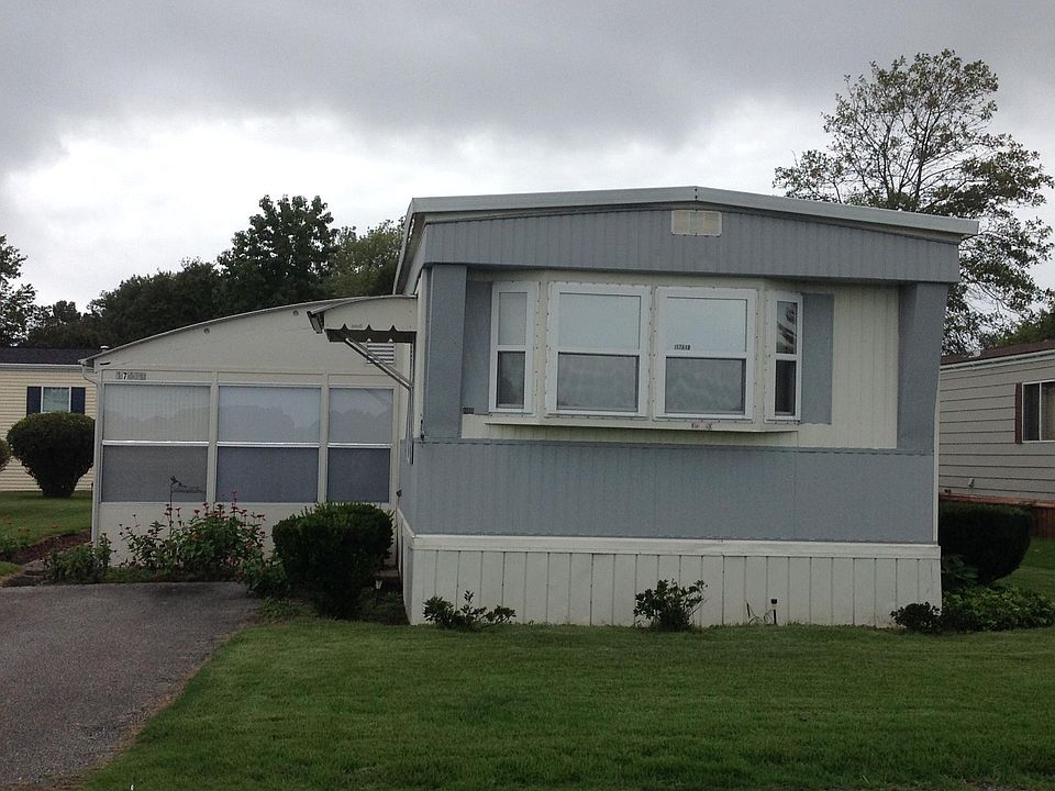 1st image of 17610 Mary Ann Dr