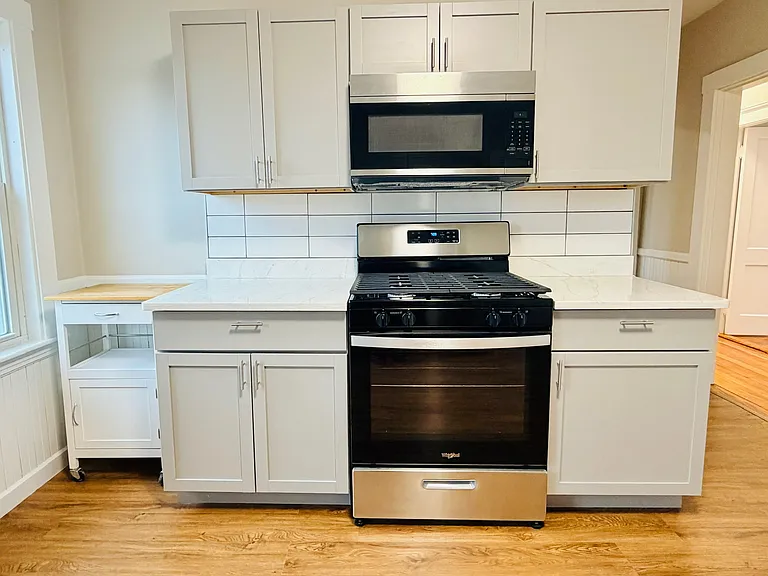 89 Glendower Rd #3 — Photo 11