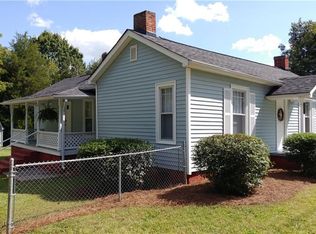 4171 Northampton Dr, Winston Salem, NC 27105