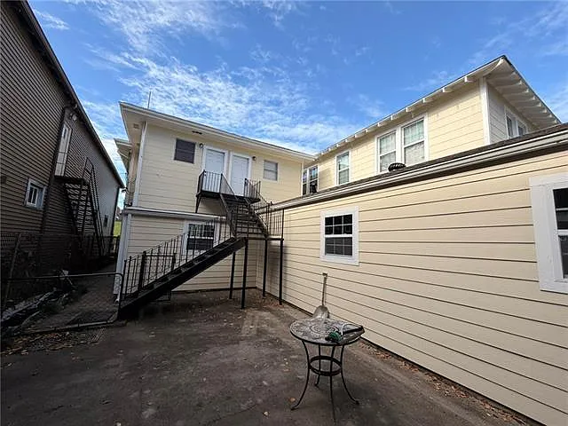 1 bed, 1.0 bath, 590 sqft, $925 — Photo 3