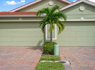4165 Bloomfield St, Fort Myers, FL 33916