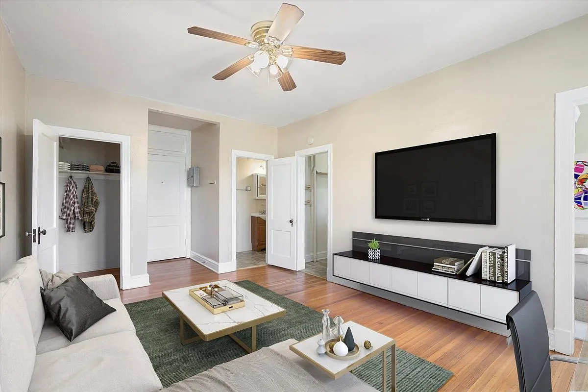 Highland Park Apartments — Photo 4