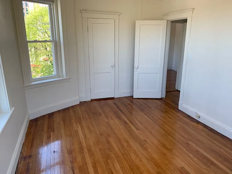 235 Park Dr #25 — Photo 11