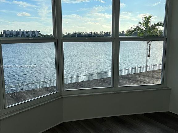 2nd image of 1100 NE 191st St #22-E