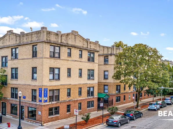 701-715 West Brompton, 701 W Brompton Ave APT 04, Chicago, IL 60657