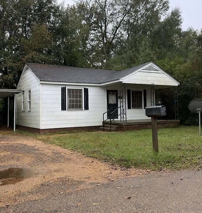 2nd image of 517 Laird Cir