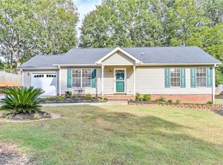 216 Hunters Ln, Anderson, SC 29625