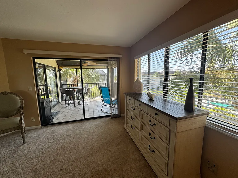6979 Winkler Rd #336 — Photo 39