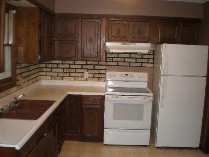 2nd image of 8615 Kill Creek Rd