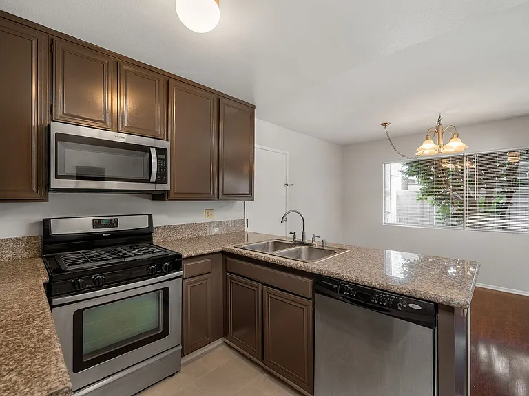 31461 Sundance Dr — Photo 8