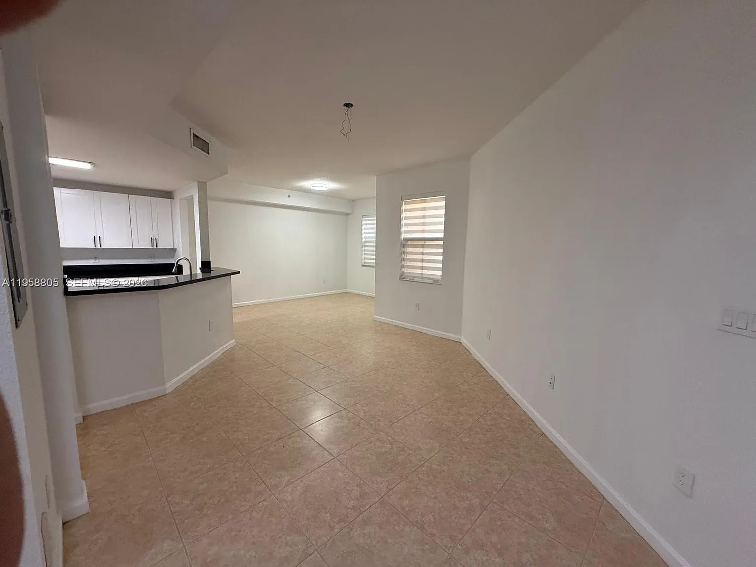 St Mortiz At Doral Condo — Photo 4