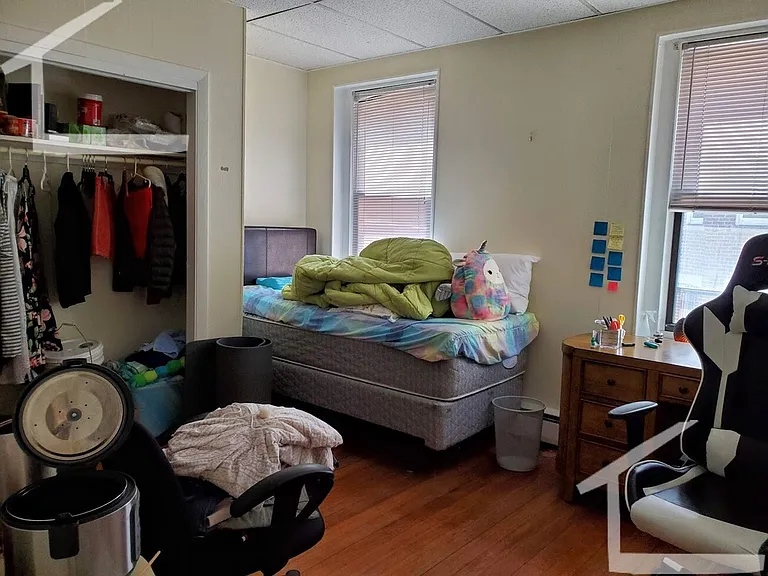 10 Aberdeen St #4 — Photo 5