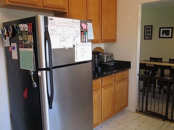 4th image of 1232 Kathryn Rd