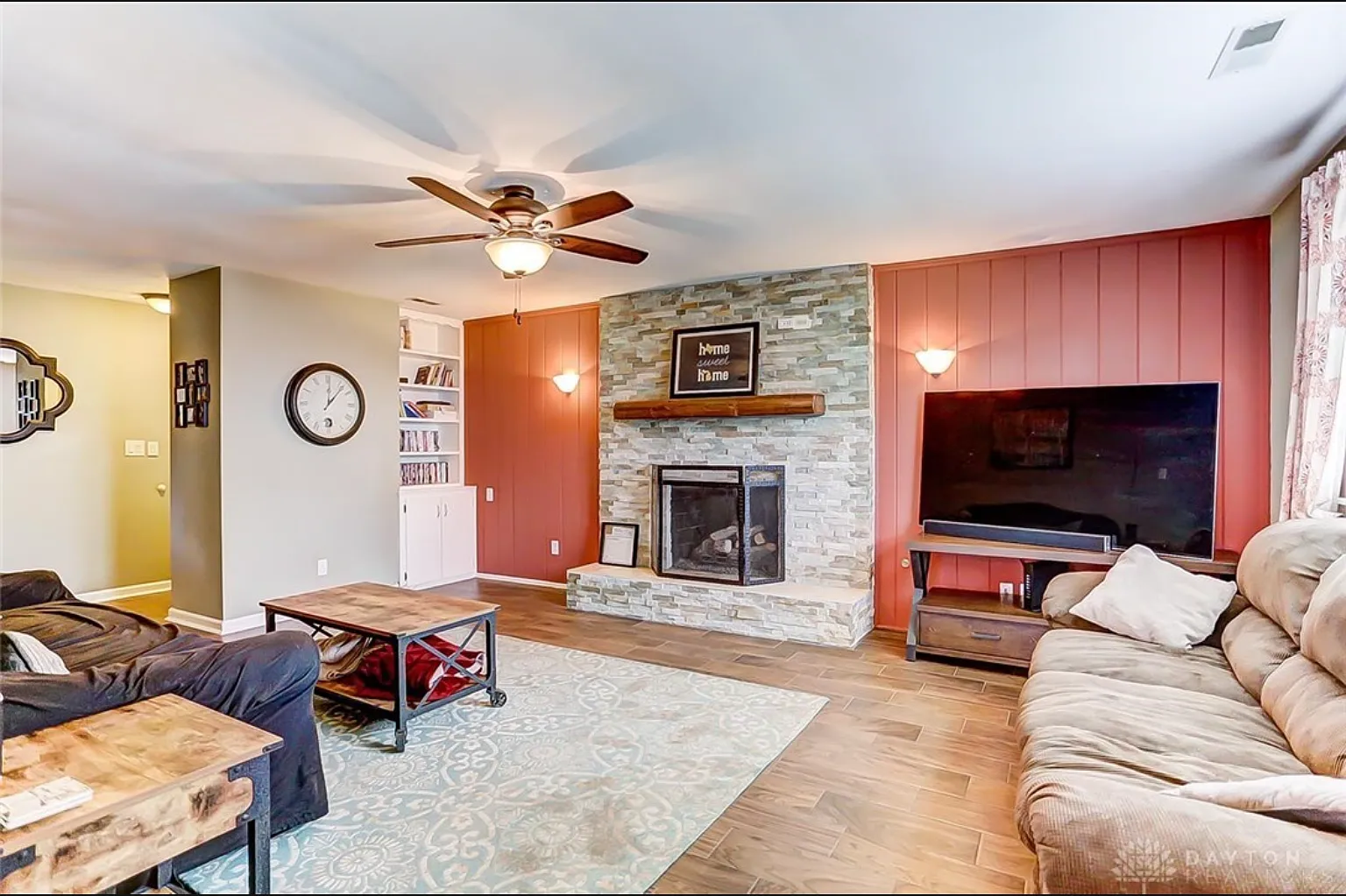 3 bed, 1350 sqft, $2,000 — Photo 4