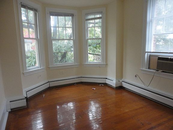 5th image of 1730 Delancey Pl