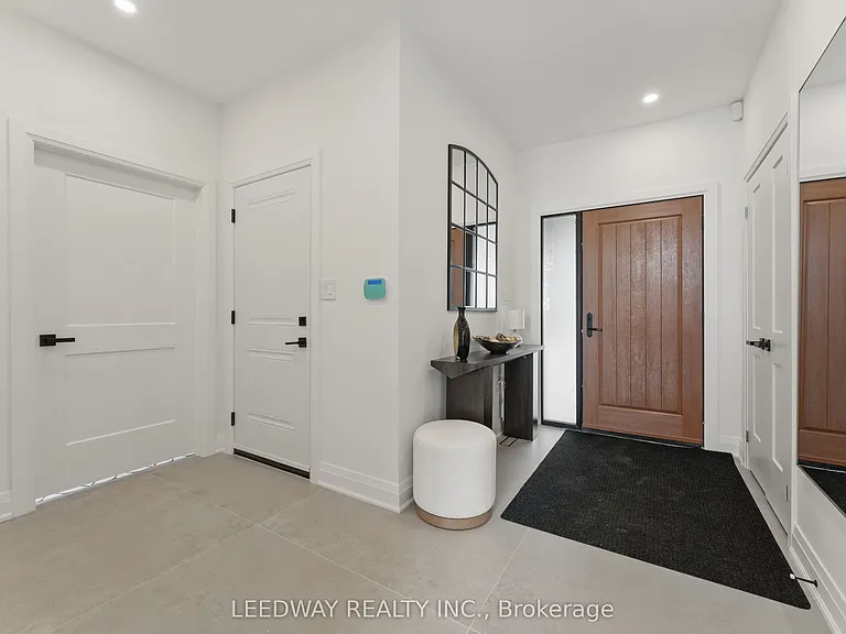 24410 Thorah Park Blvd — Photo 6