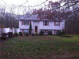 745 Whaley Hollow Rd, Coventry, RI 02816