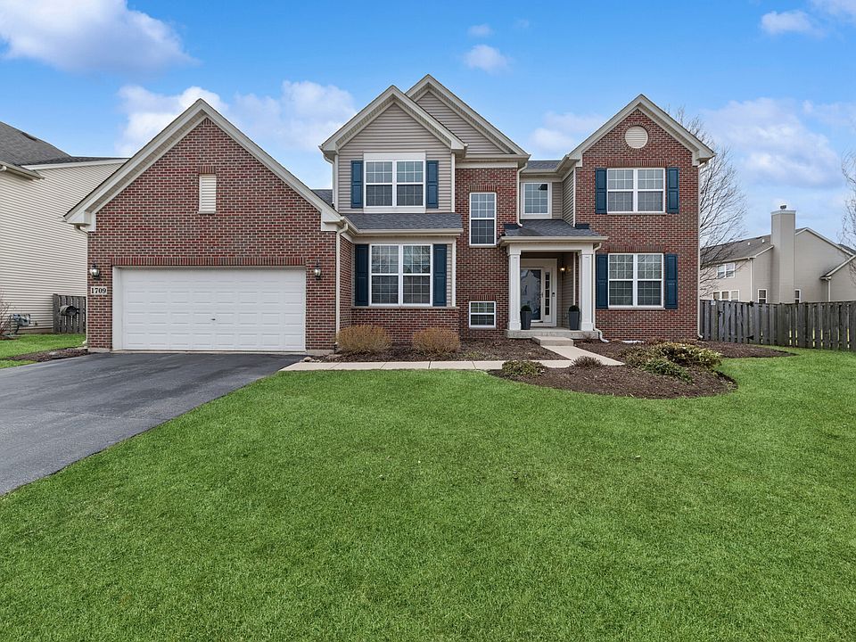 1st image of 1709 Belcourt Ln