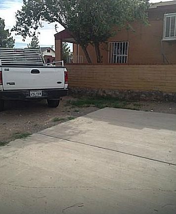 5th image of 3304 Rivera Ave