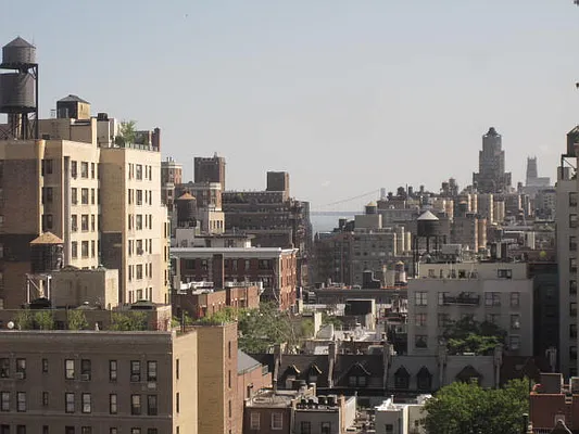 Rented by City & Suburban | media 40