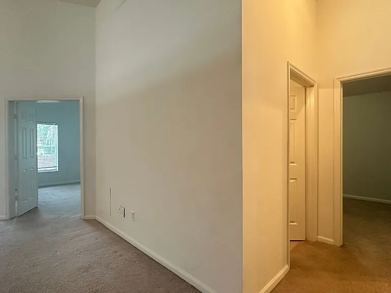 1709 Pine Bay Dr — Photo 6