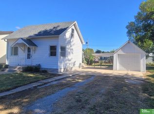 120 N Iowa Ave, York, NE 68467