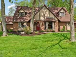 1572 Willoughby Dr, Wooster, OH 44691