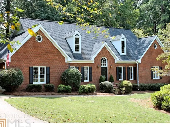 880 Raleigh Ct, Marietta, GA 30064