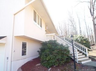 29 Bigelow Rd, New Fairfield, CT 06812