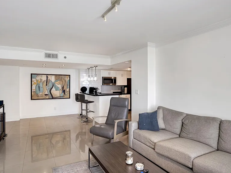 770 Claughton Island Dr #1114 — Photo 14