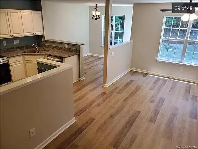 9906 Birch Knoll Ct — Photo 1
