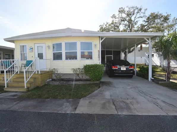 10 Beechwood Ln, Largo, FL 33770