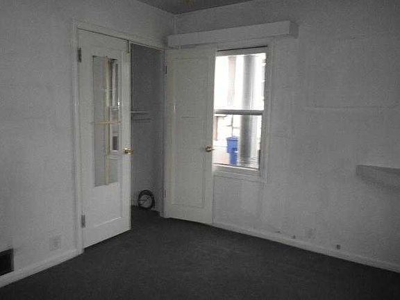 bedroom #1