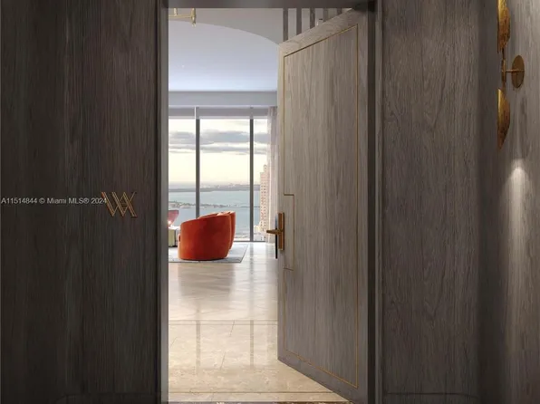 300 N Biscayne Blvd #7501, Miami, FL 33132