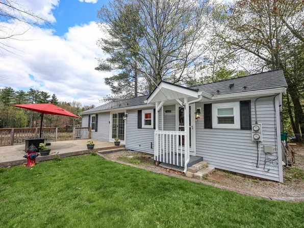 9 Riverside Drive, Fremont, NH 03044