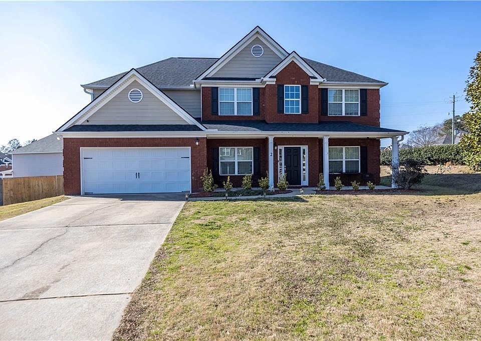 1st image of 2 Oakwood Dr