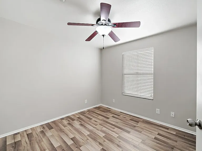 30262 Sunbreeze Bay Ln #F — Photo 7