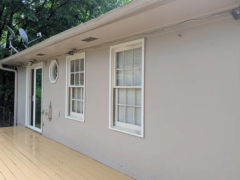 2408 Melody Ln NW — Photo 29