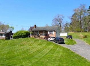 528 Kenwood Dr, Russell, KY 41169