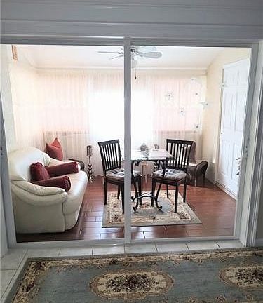 5th image of 1205 S Lakes End Dr #2