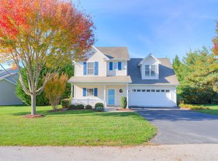 25 Katie Ln, Christiansburg, VA 24073
