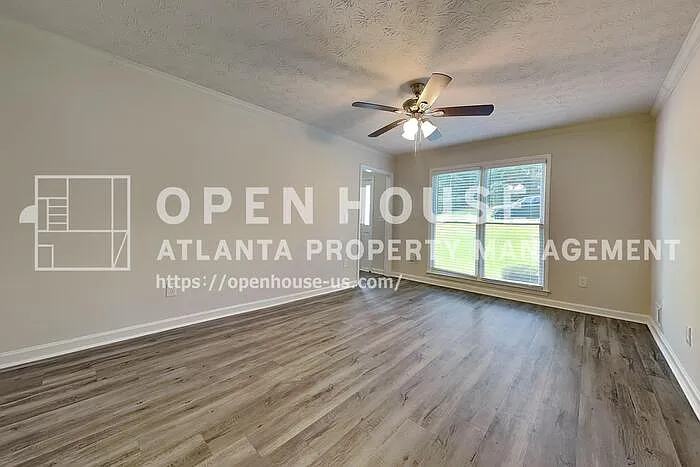 3960 Windy Shore Dr — Photo 5