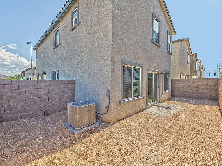 4702 Arctic Cliffs Ave — Photo 16