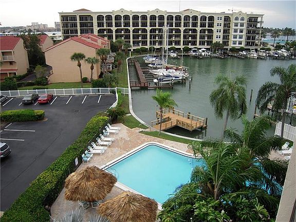 3rd image of 255 Dolphin Pt APT 502