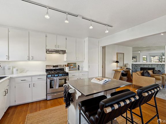 5th image of 2685 California St