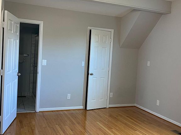 5th image of 5001 19th St N