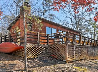 620 Little Mountain Dr, Romney, WV 26757