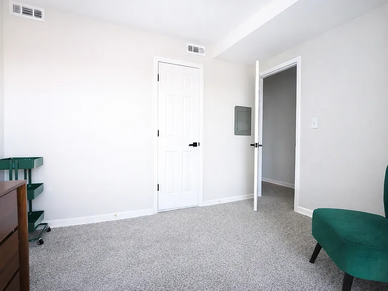 2311 Maryland Ave #B — Photo 36